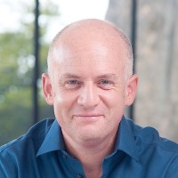 Oliver Burkeman - الیور بورکمن